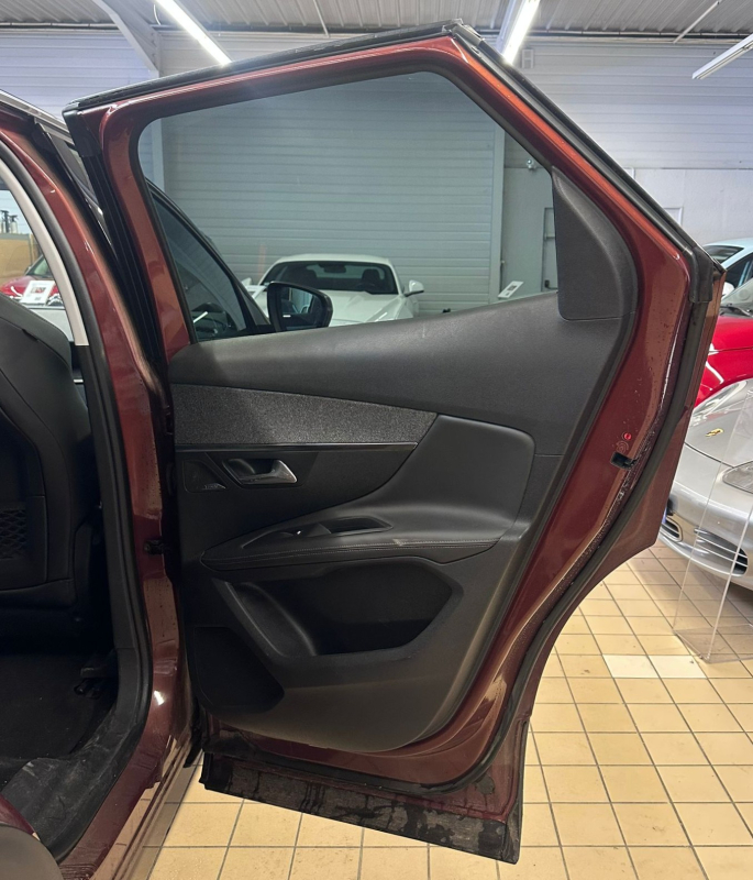 Peugeot 3008 — 31