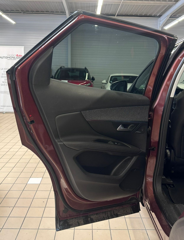 Peugeot 3008 — 30