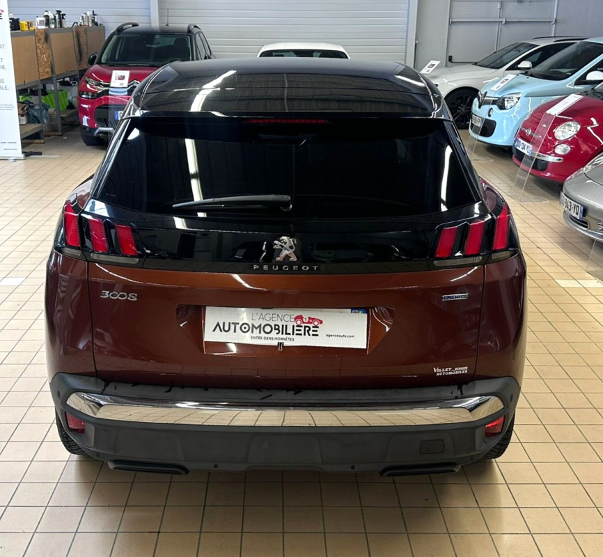 Peugeot 3008 — 10