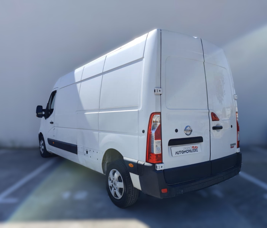 Nissan NV400 — 3