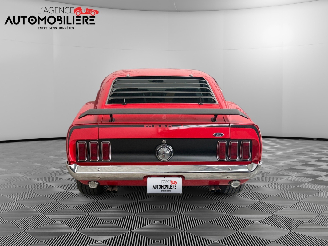 Ford Mustang Fastback — 6