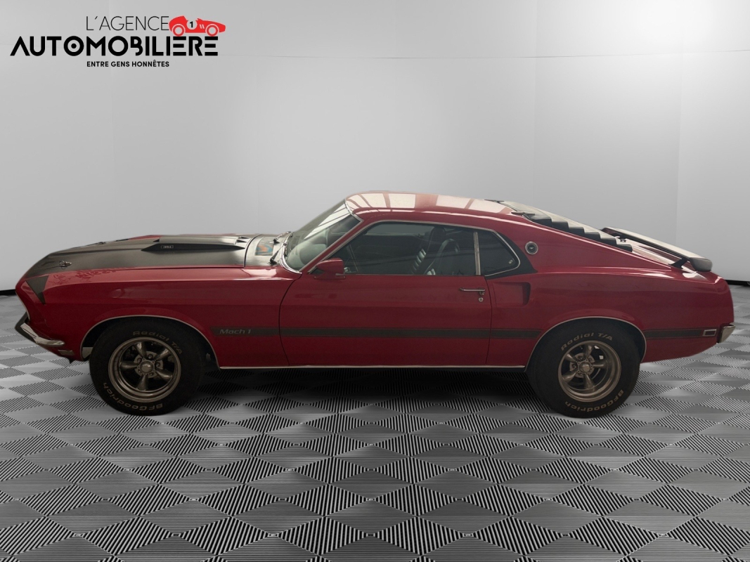 Ford Mustang Fastback — 8