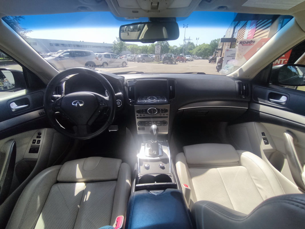 Infiniti G37 — 17