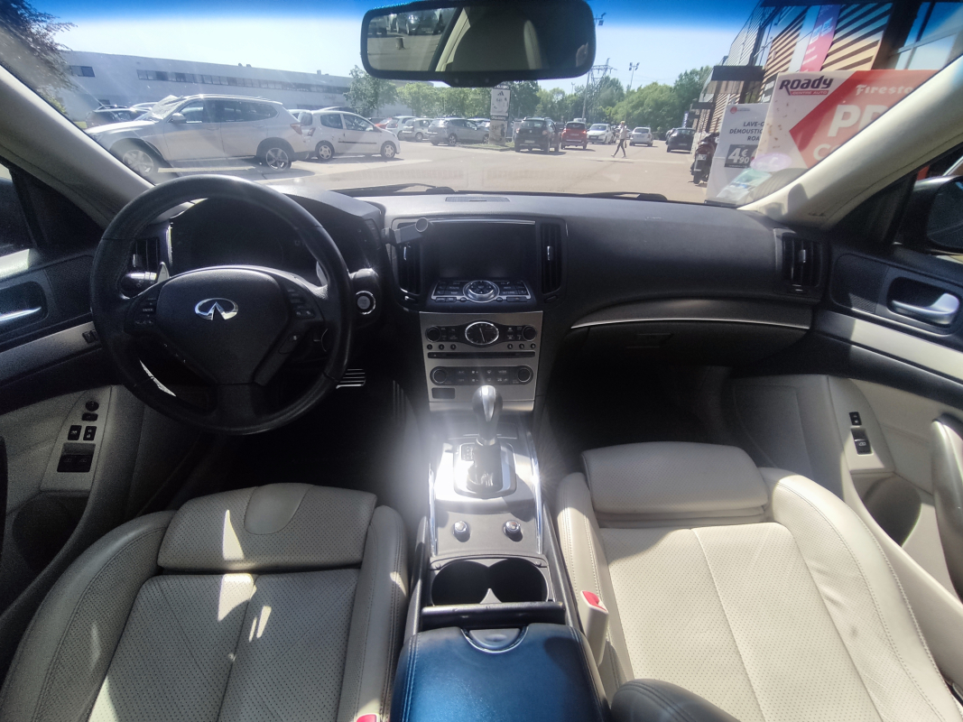 Infiniti G37 — 30