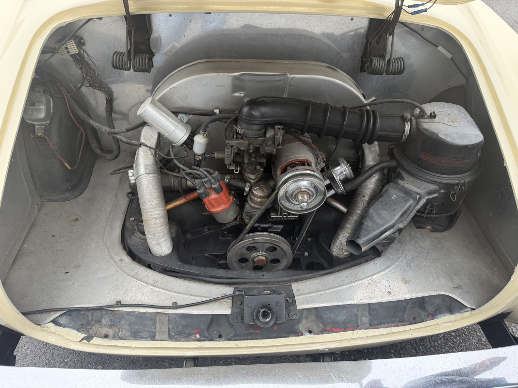 Volkswagen Karmann Ghia — 13
