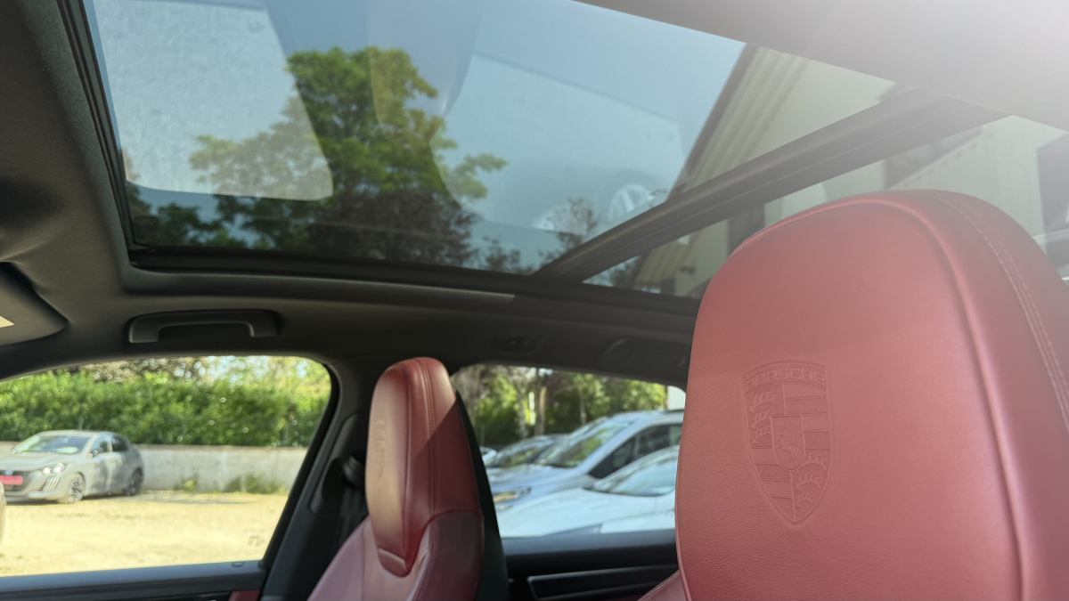 Porsche Cayenne — 22