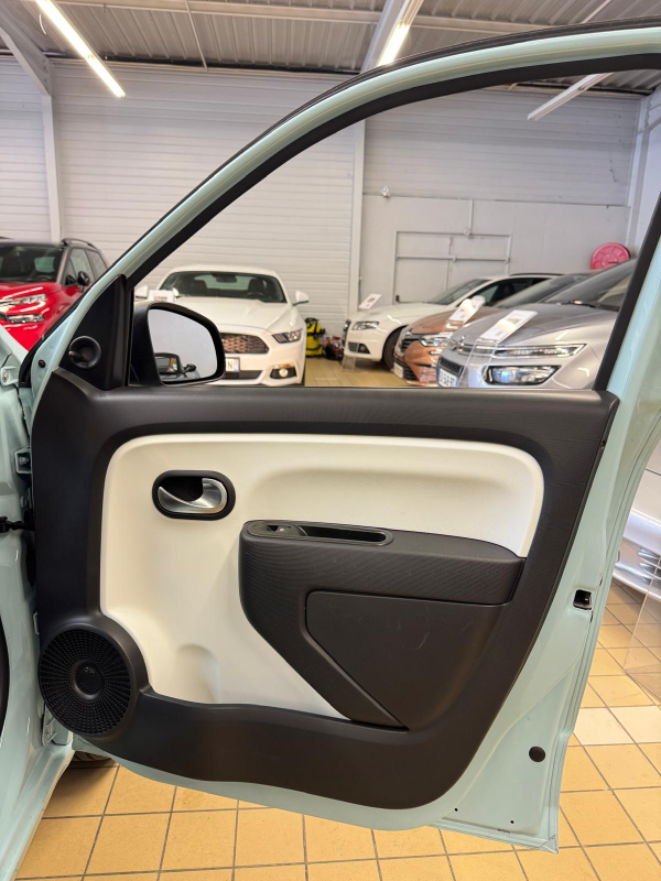 Renault Twingo — 24