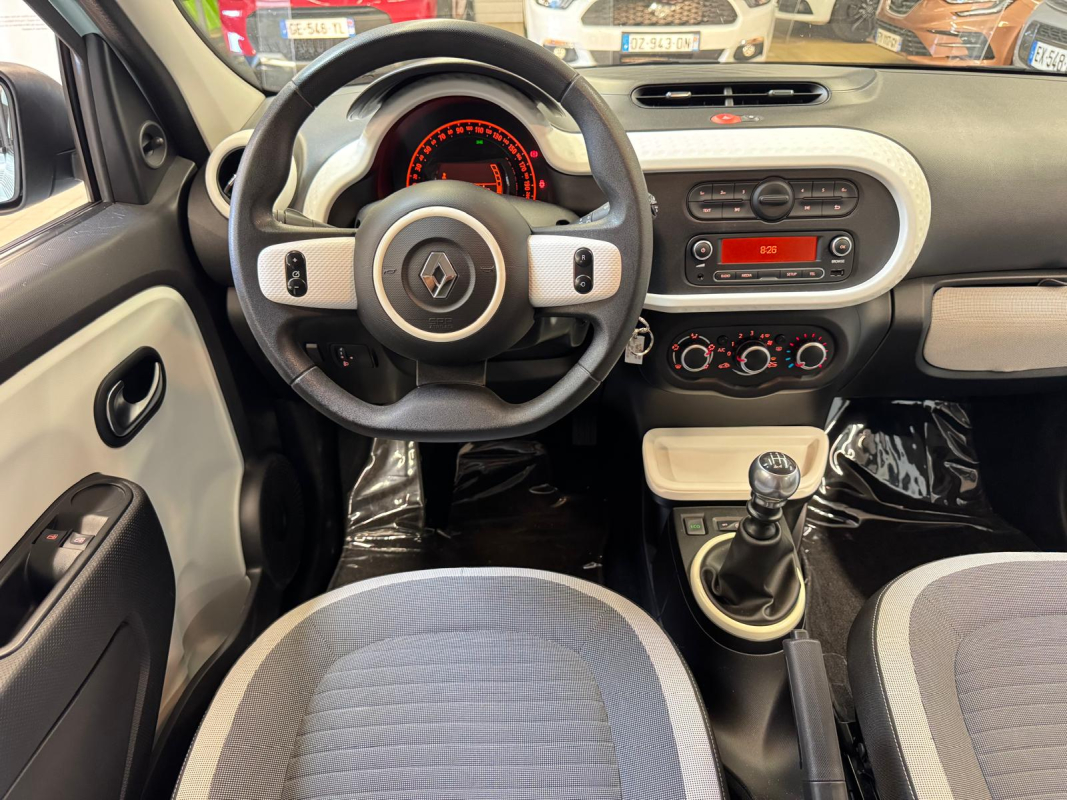 Renault Twingo — 11