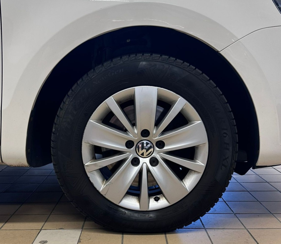 Volkswagen Sharan — 28