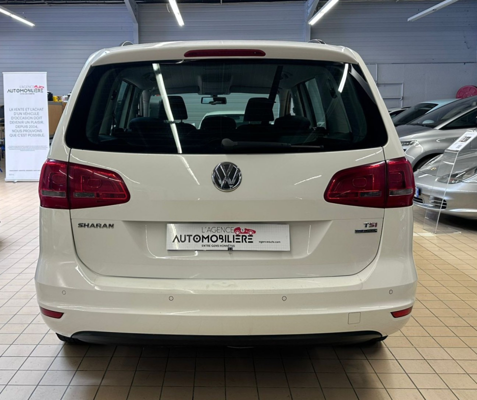 Volkswagen Sharan — 9