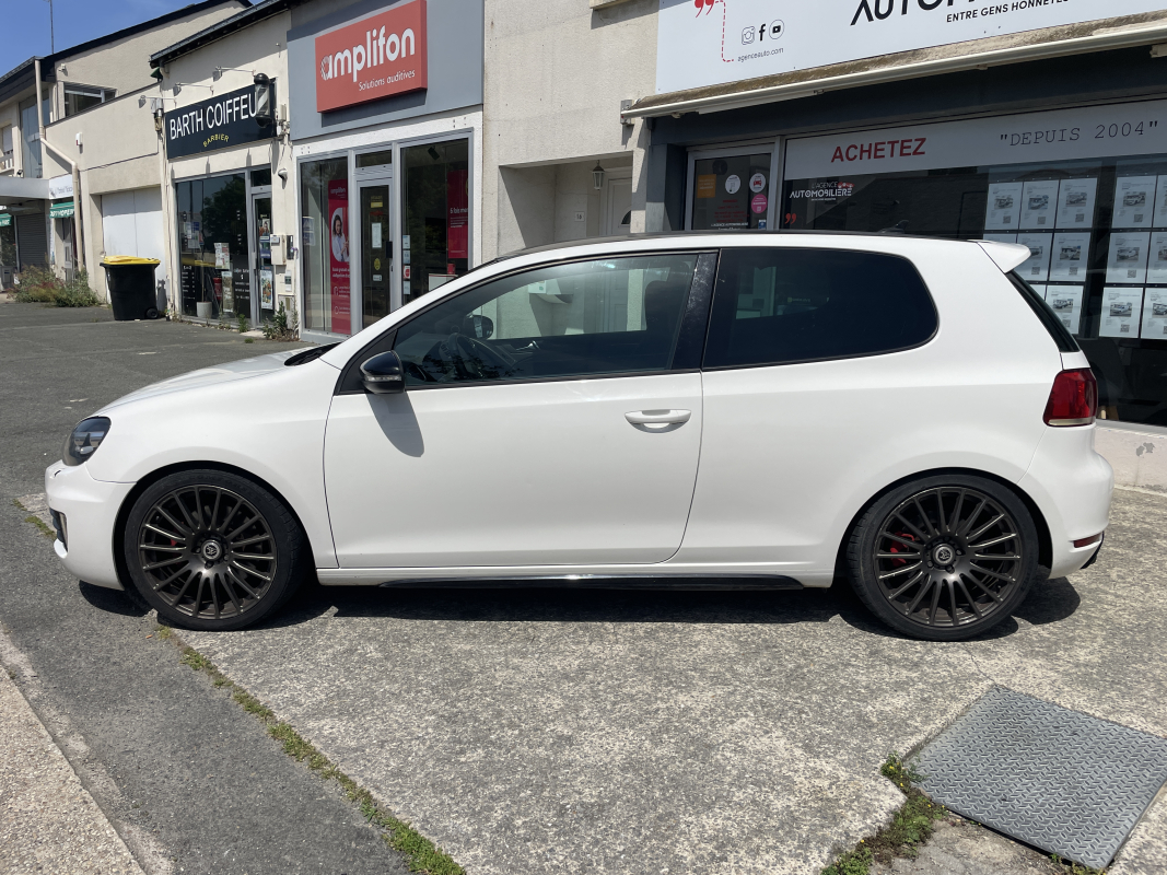 Volkswagen Golf — 8
