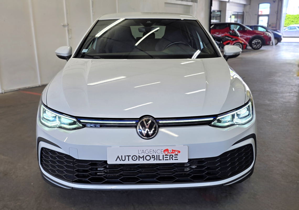 Volkswagen Golf — 5