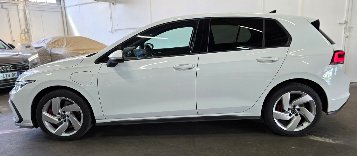 Volkswagen Golf — 26