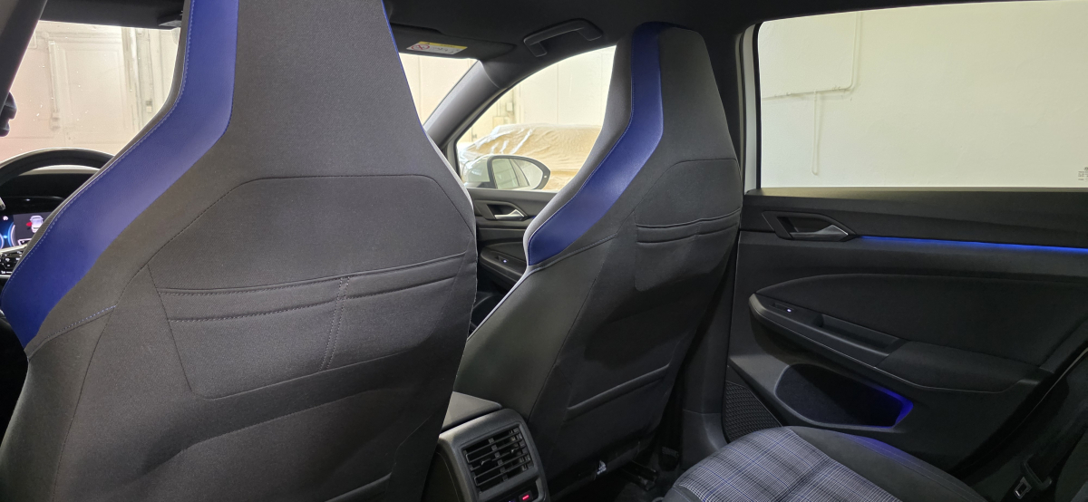 Volkswagen Golf — 22