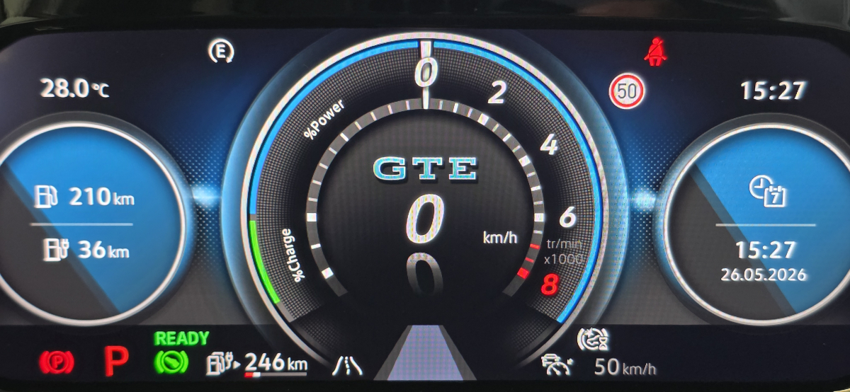 Volkswagen Golf — 16