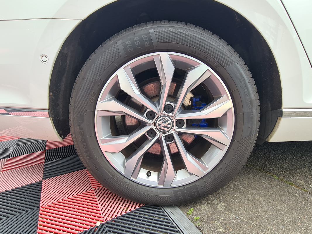 Volkswagen Passat SW — 36