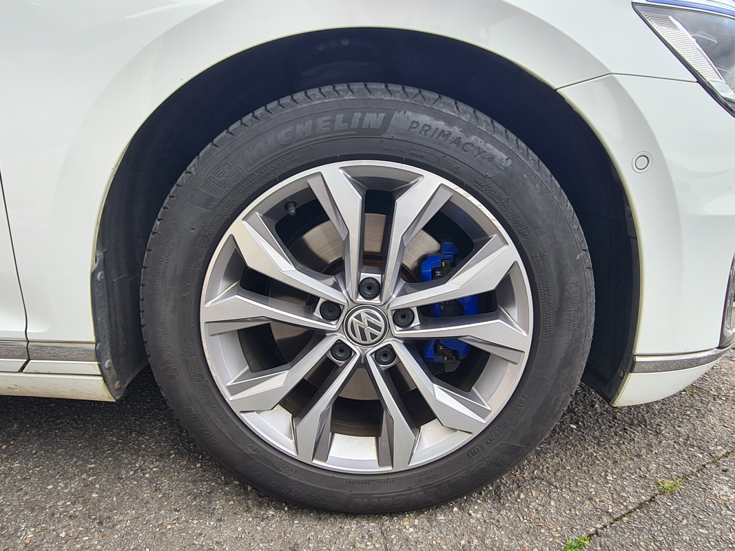 Volkswagen Passat SW — 37