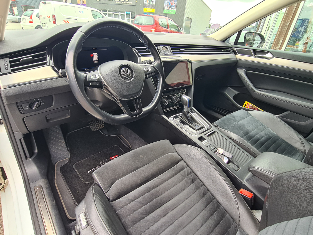 Volkswagen Passat SW — 9