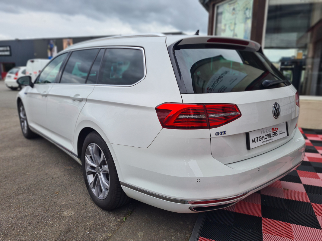 Volkswagen Passat SW — 3