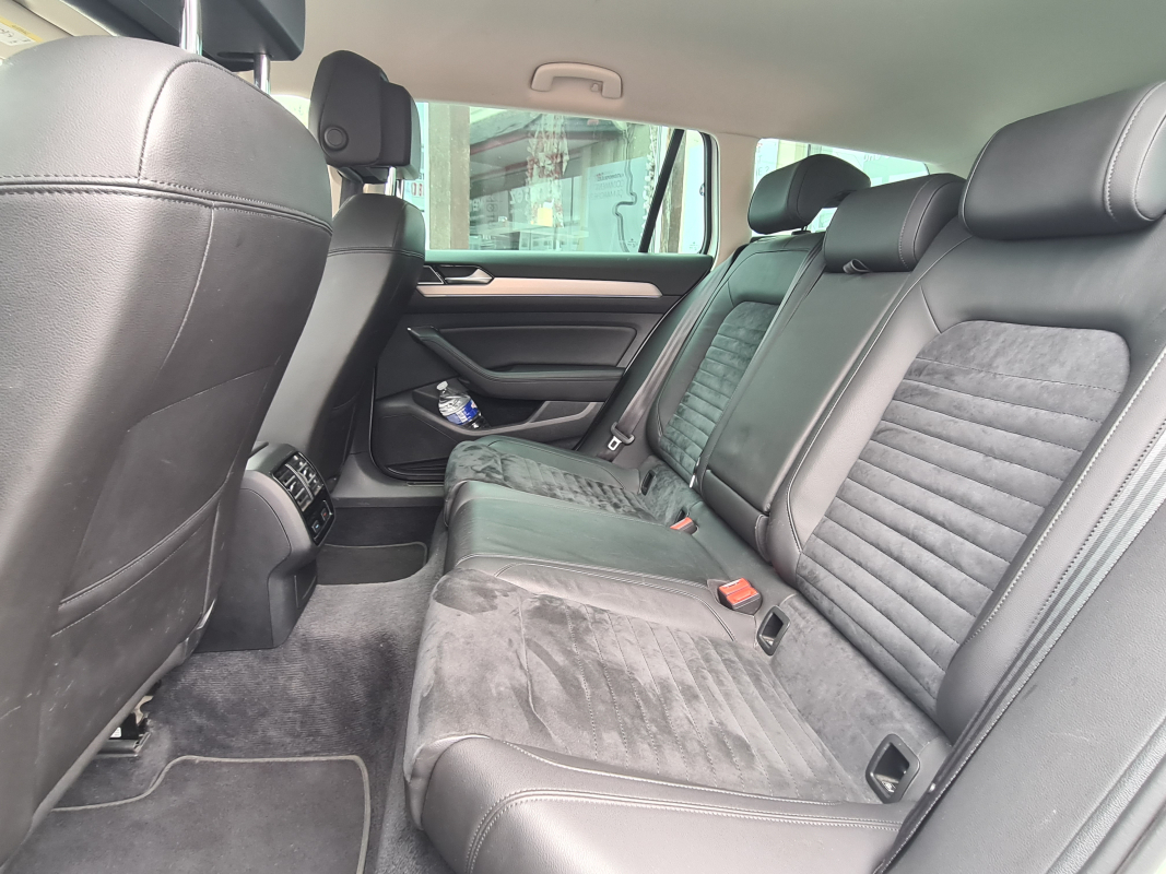 Volkswagen Passat SW — 10