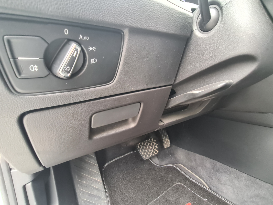 Volkswagen Passat SW — 24