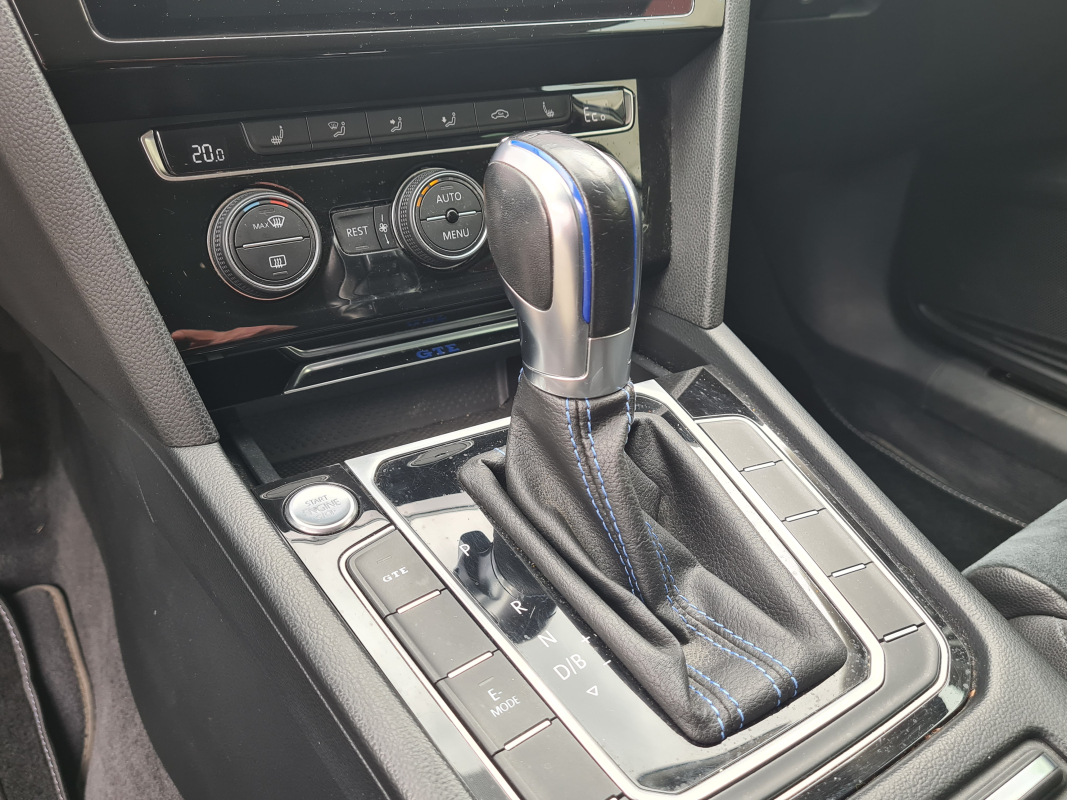 Volkswagen Passat SW — 19