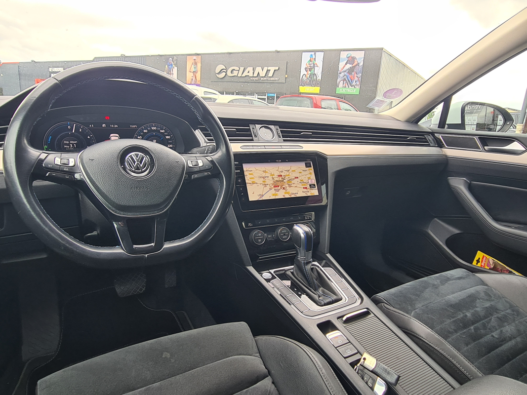 Volkswagen Passat SW — 23