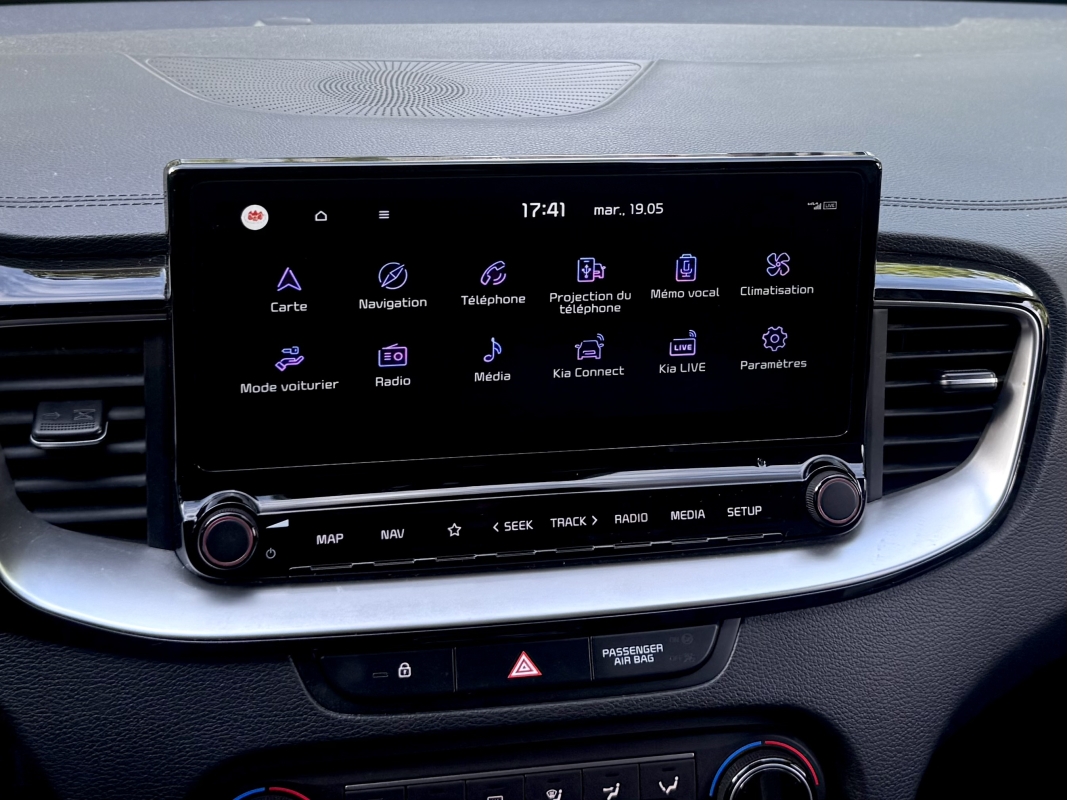 Kia Ceed — 12