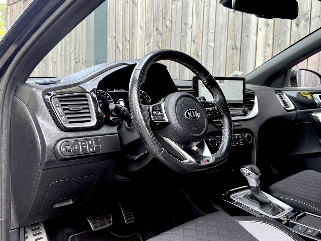 Kia Ceed — 4