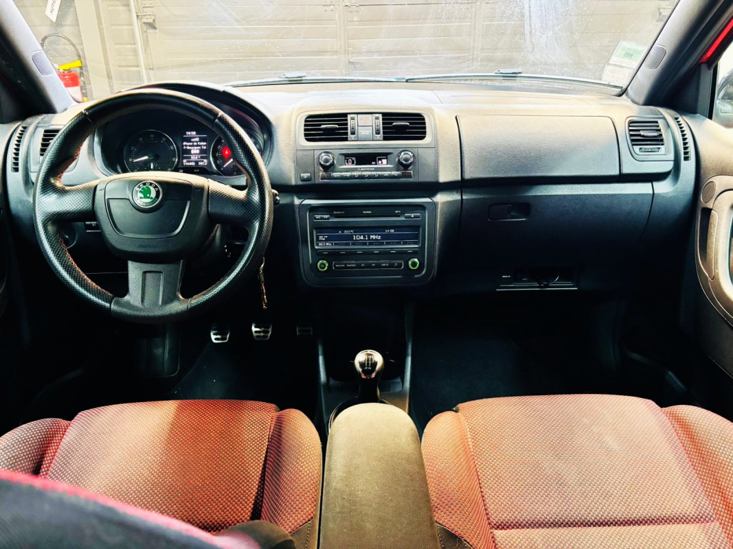 Skoda Fabia — 12