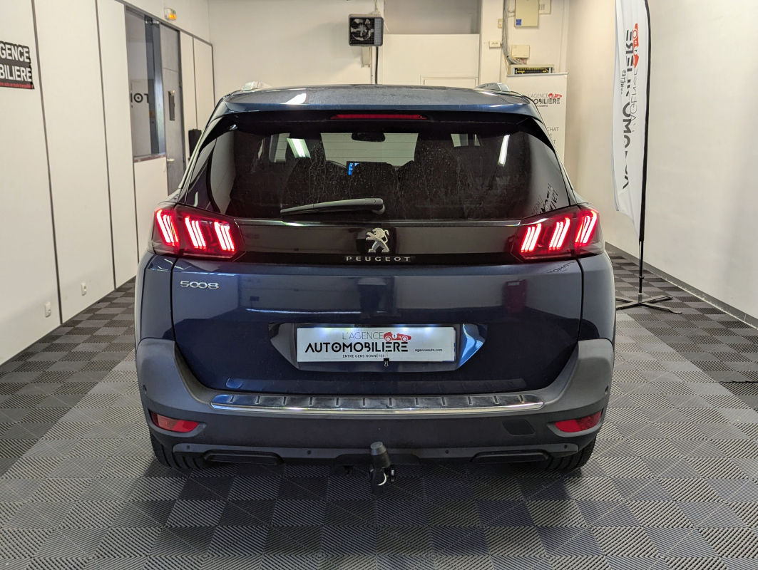 Peugeot 5008 — 5
