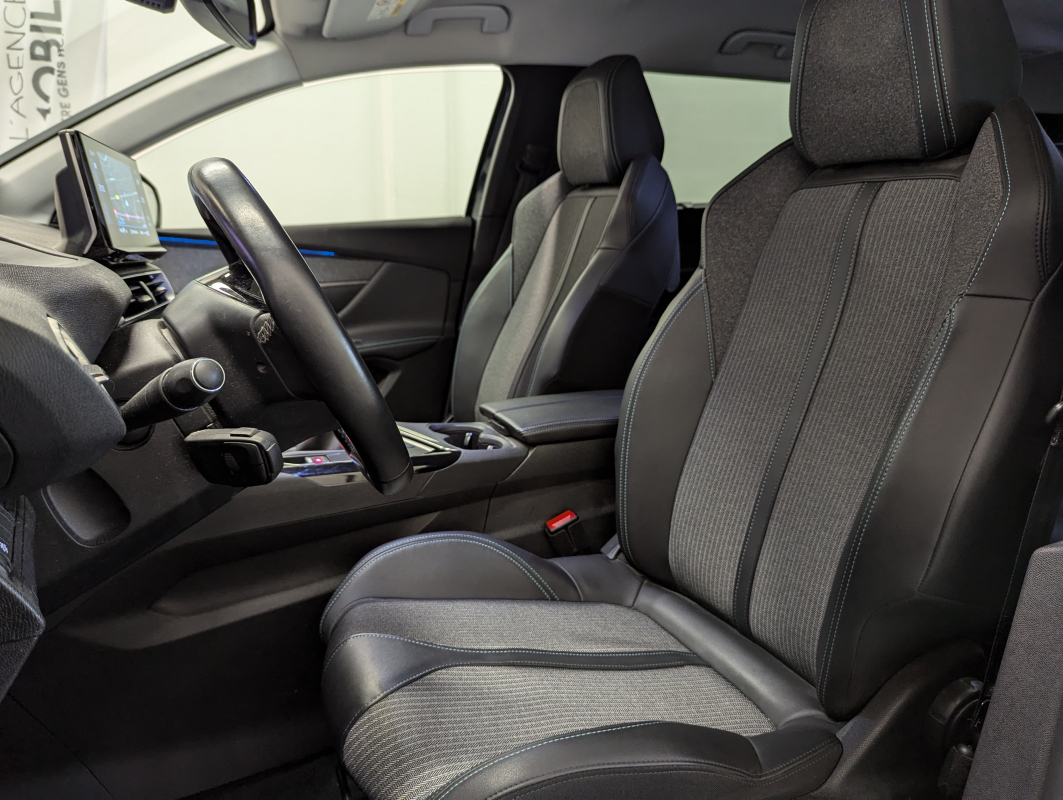 Peugeot 5008 — 8
