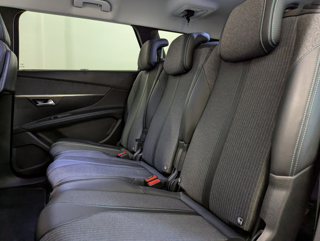 Peugeot 5008 — 13
