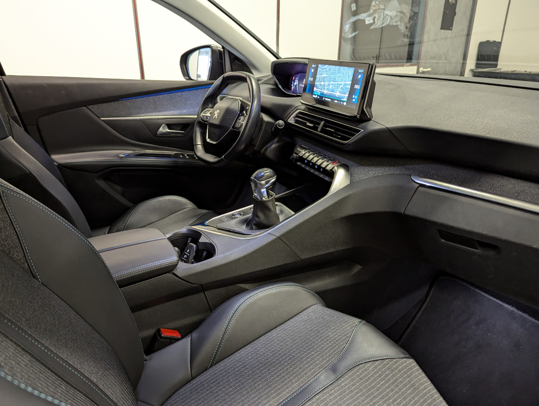 Peugeot 5008 — 10