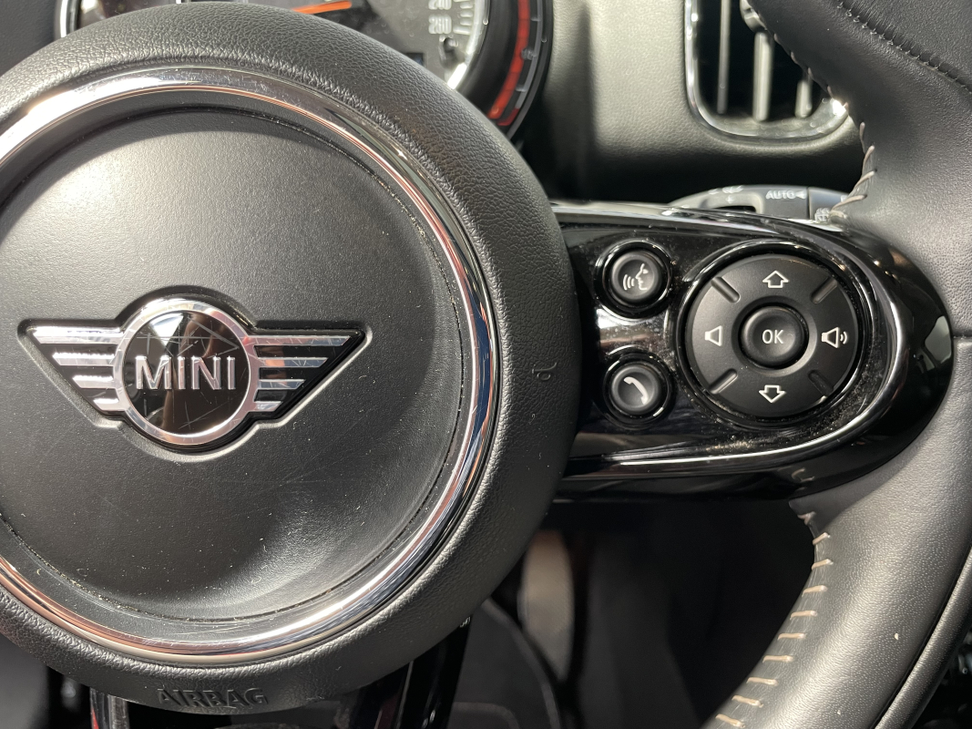 Mini Countryman — 17