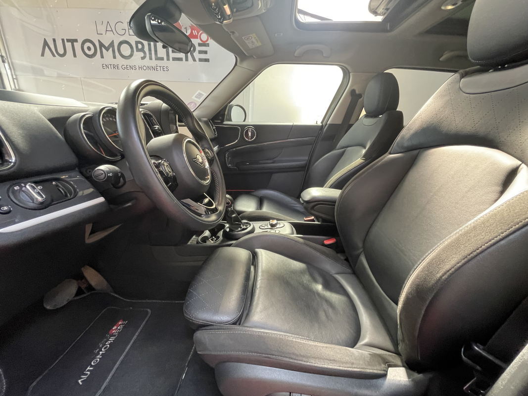Mini Countryman — 18