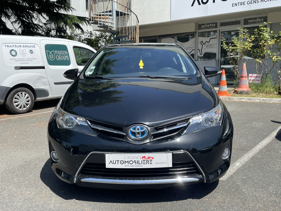 Toyota Auris — 2