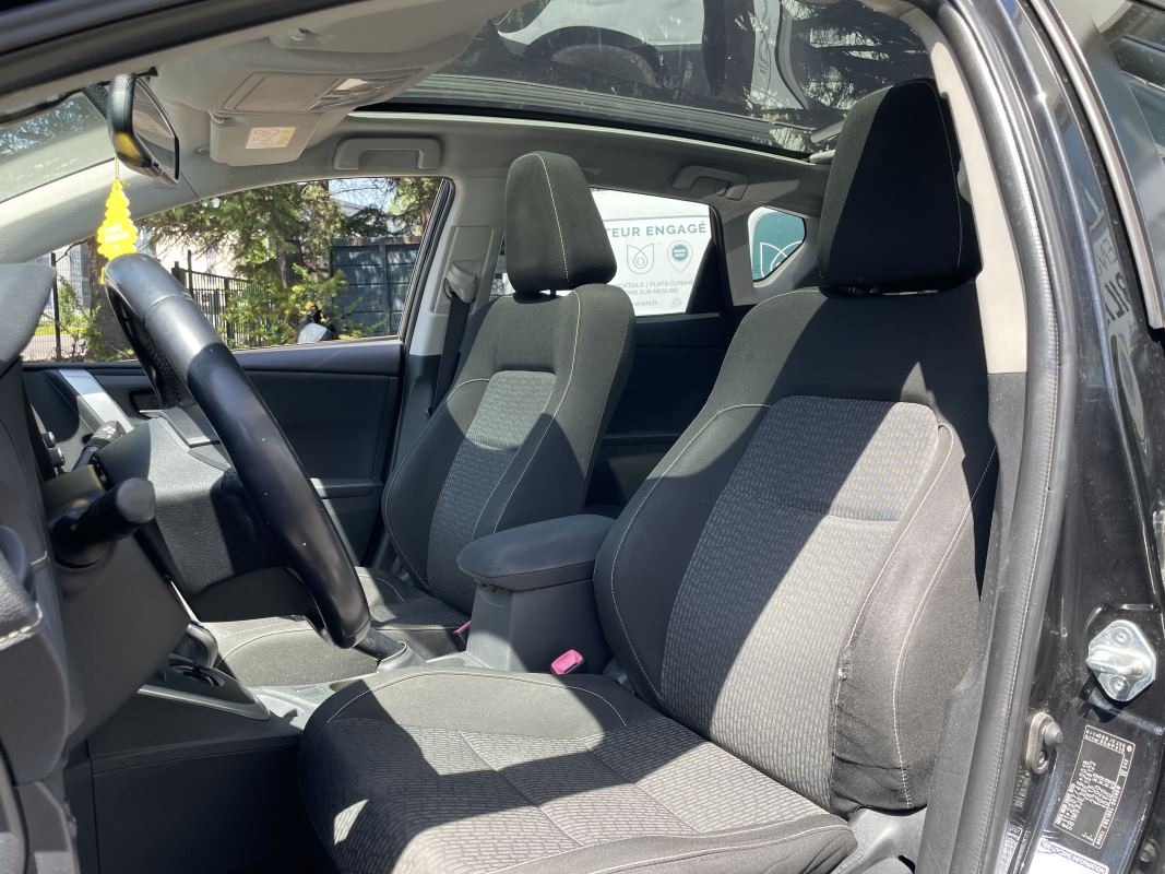 Toyota Auris — 9
