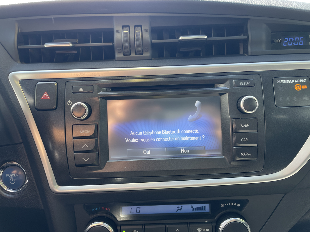 Toyota Auris — 17