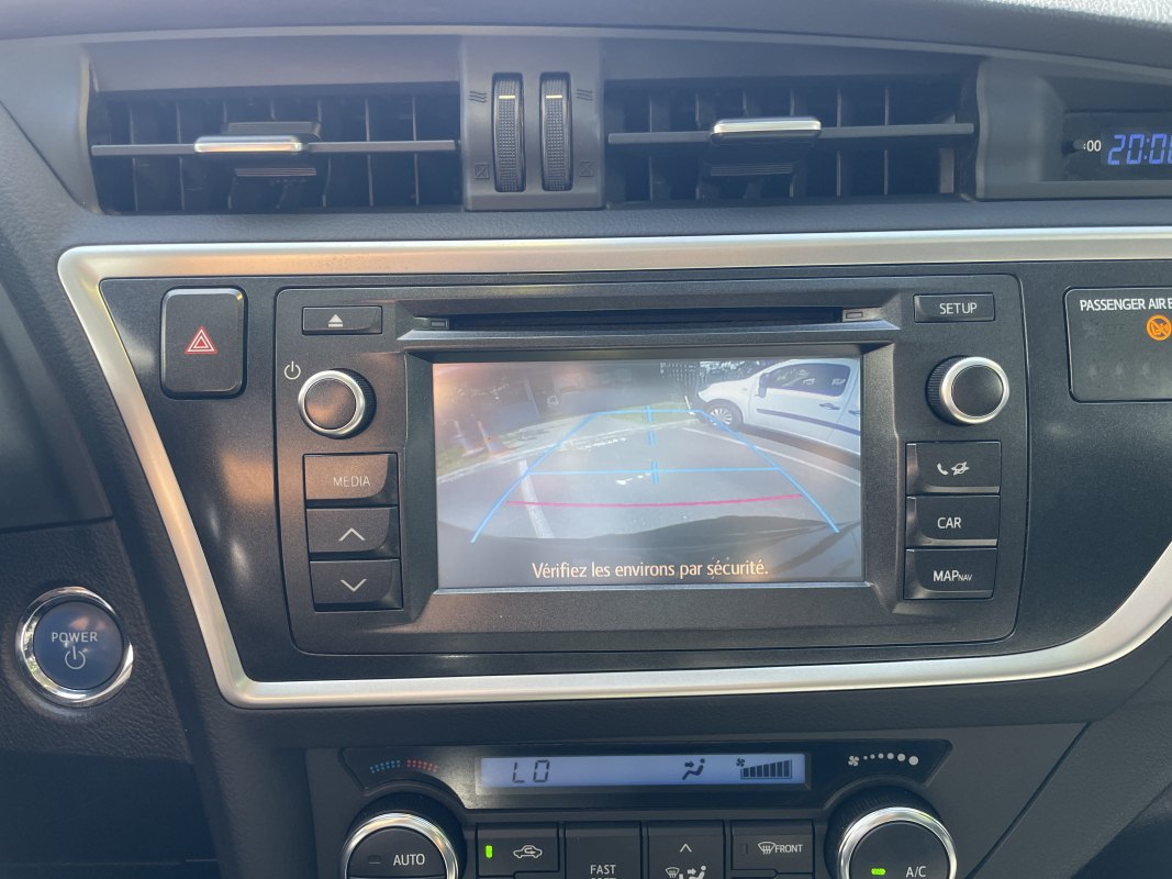 Toyota Auris — 20