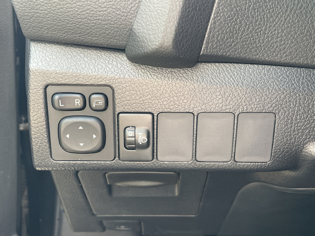 Toyota Auris — 21