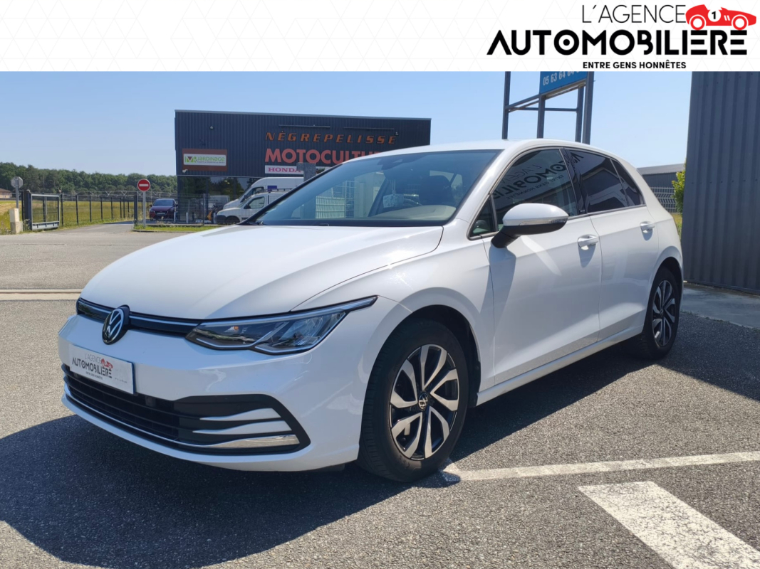 Volkswagen Golf — 3