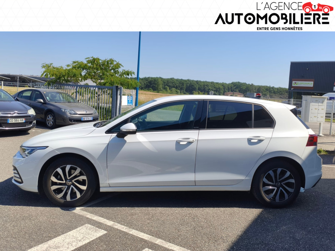 Volkswagen Golf — 4