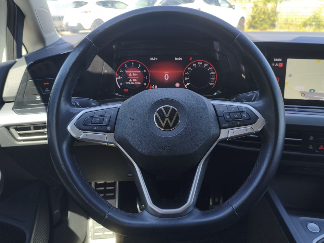 Volkswagen Golf — 14