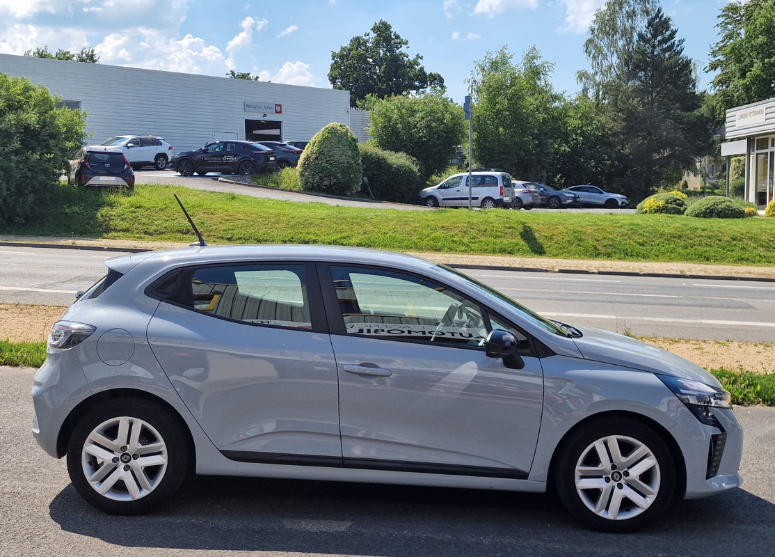Renault Clio — 5