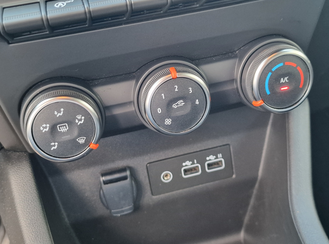 Renault Clio — 14