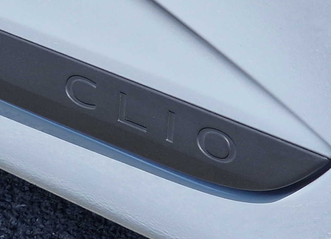 Renault Clio — 32