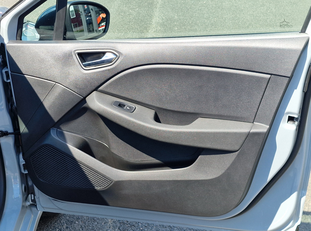 Renault Clio — 26
