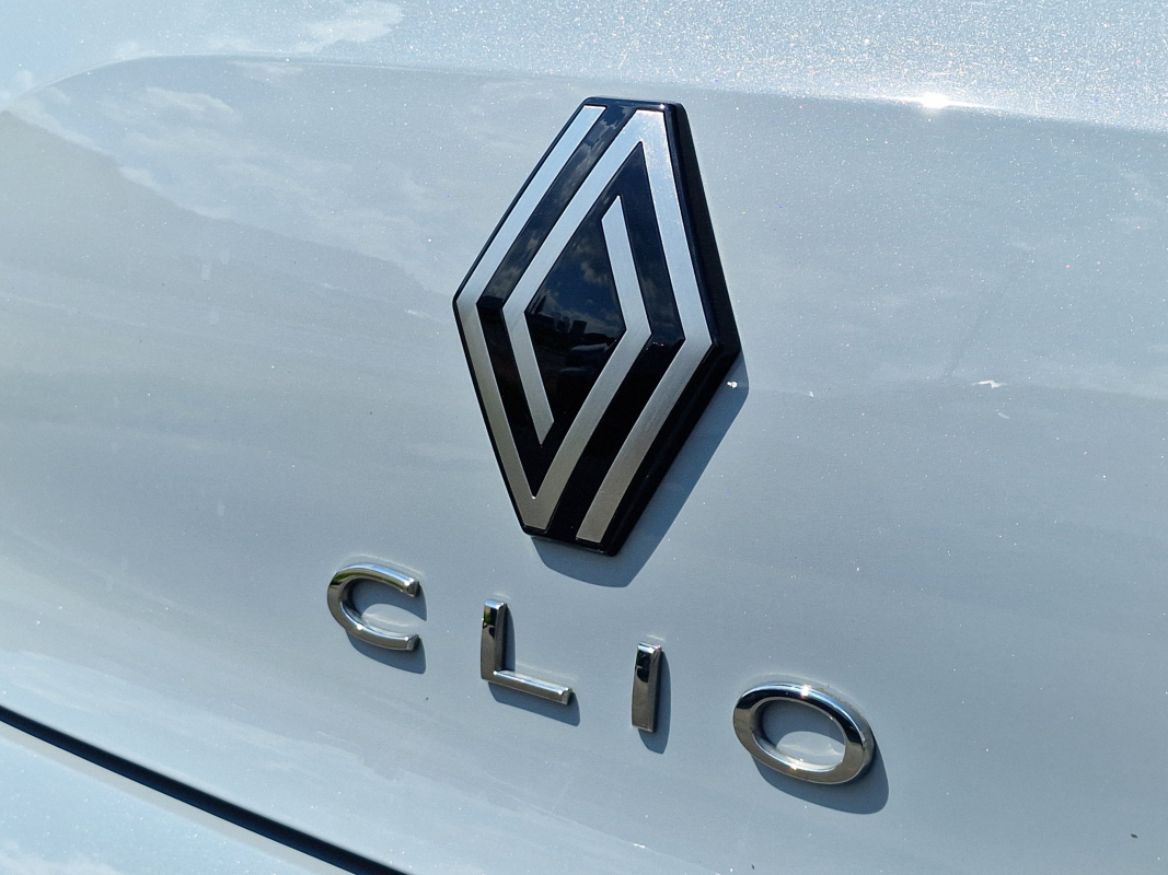 Renault Clio — 30