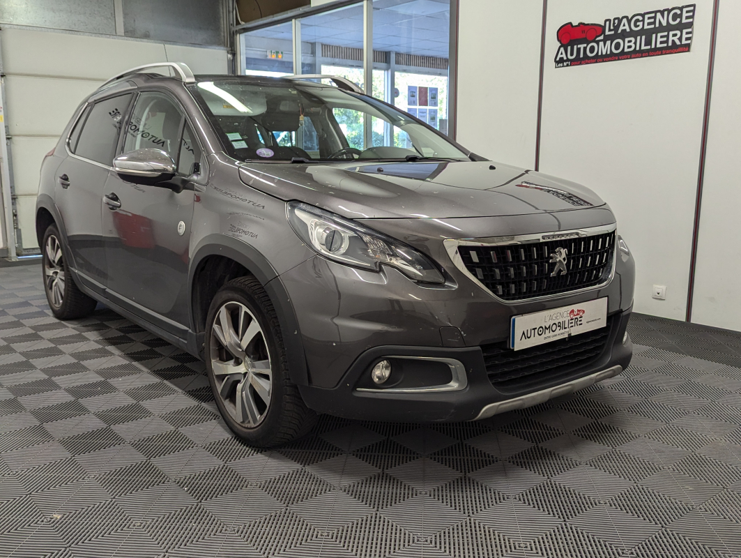 Peugeot 2008 — 3